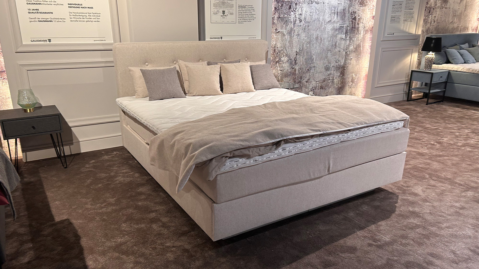Gausmann Boxspringbett mit Bettkasten in Stoff-0326009900-36WW-A