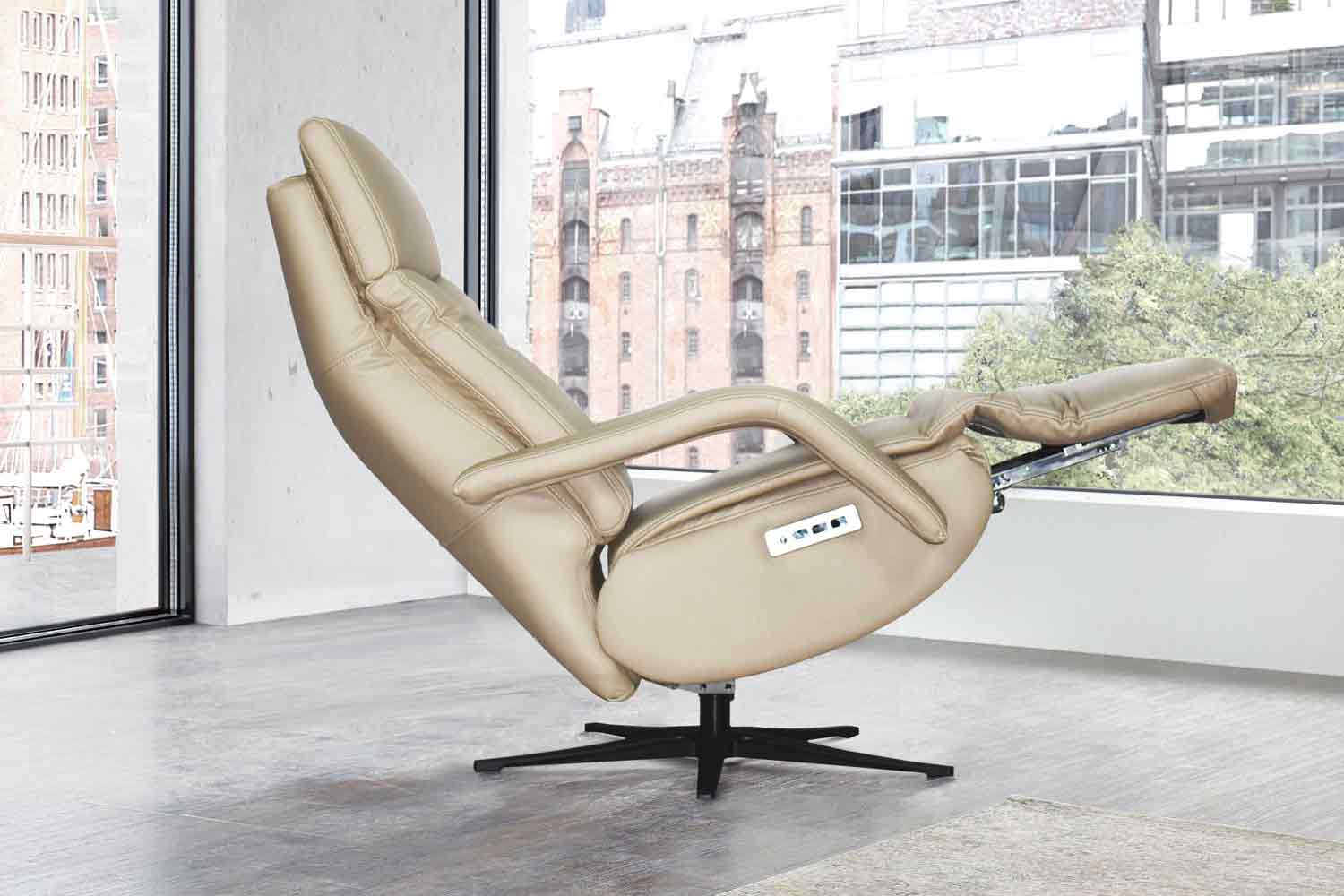Relaxsessel mit 3-motorischer Relaxfunktion und Herz-Waage