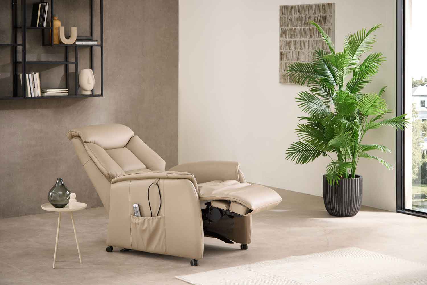 Relaxsessel mit Relaxfunktion und Aufstehhilfe Lederlook Relaxsessel mit Relaxfunktion und Aufstehhilfe Lederlook