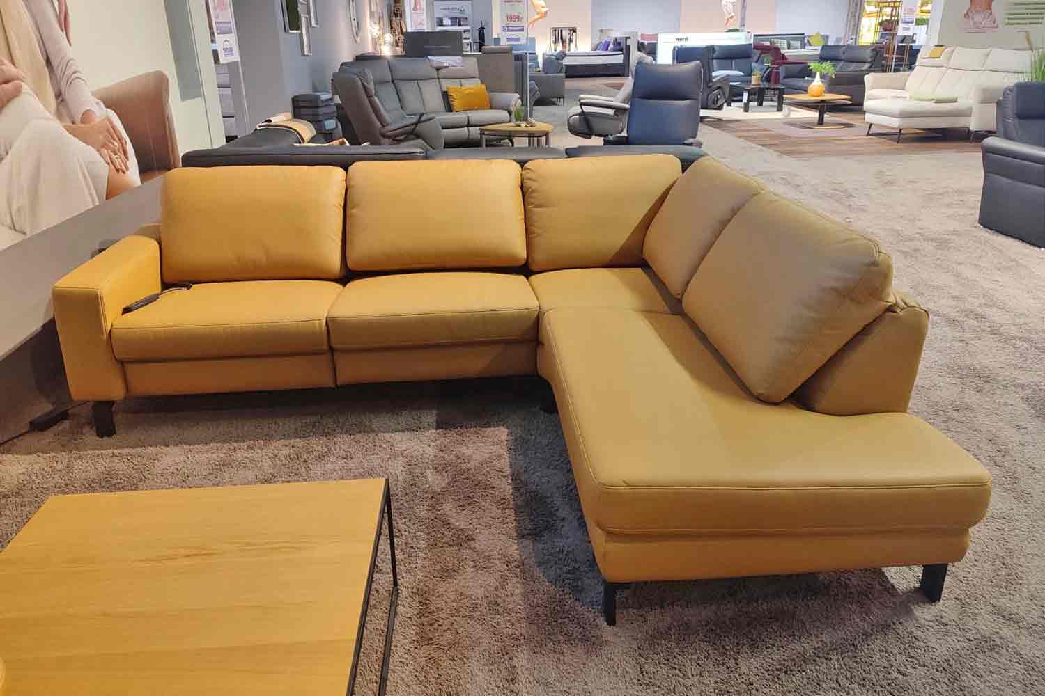 Candy Ecksofa inkl. motorischer Relaxfunktion und Herz-Waage 