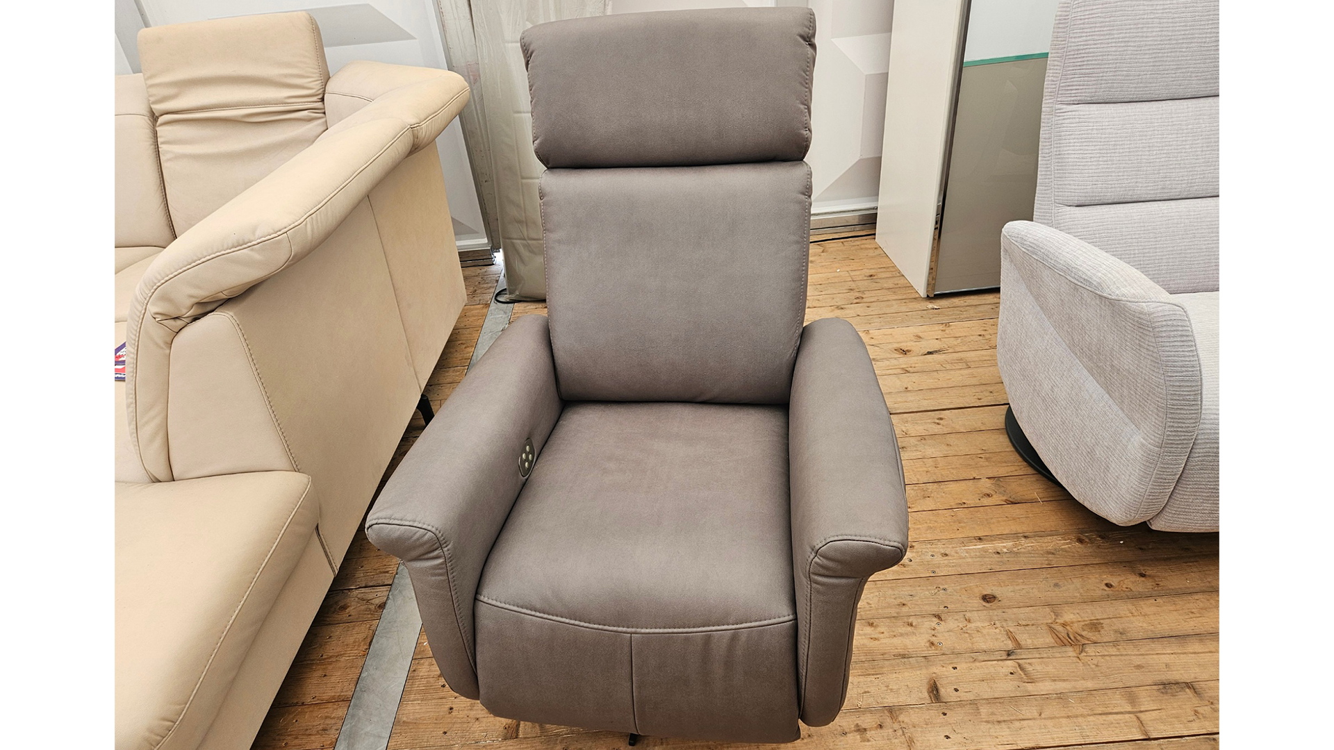 Gruber Sessel mit 2-motorischer Relaxfunktion und Akku in Stoff